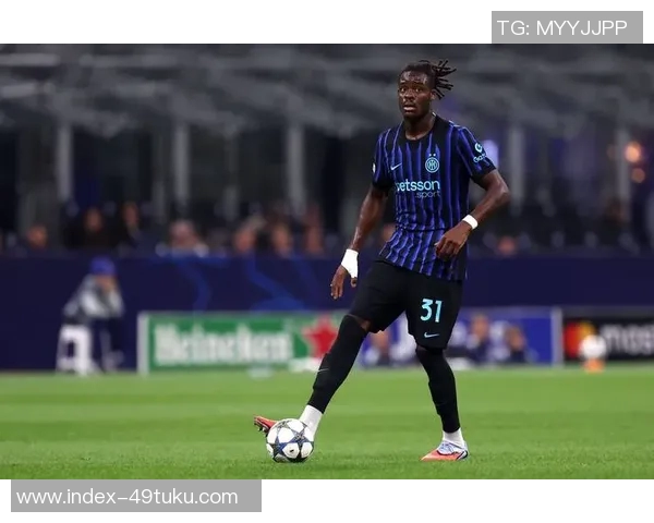 热刺580万引进日本新星后卫曾成功单防C罗展现实力