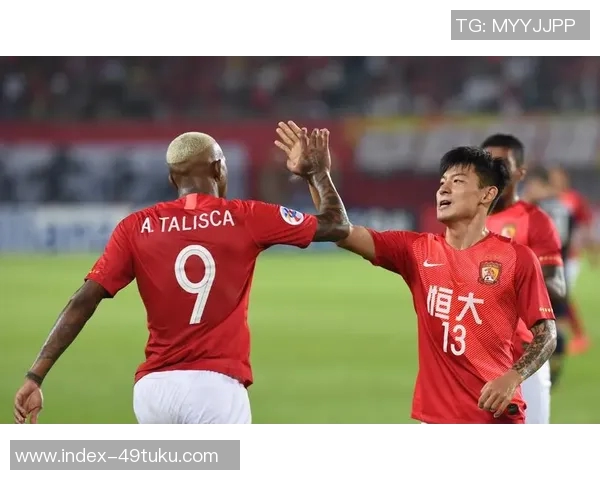 广州恒大迎战墨尔本球队全力争胜展现亚洲足球实力